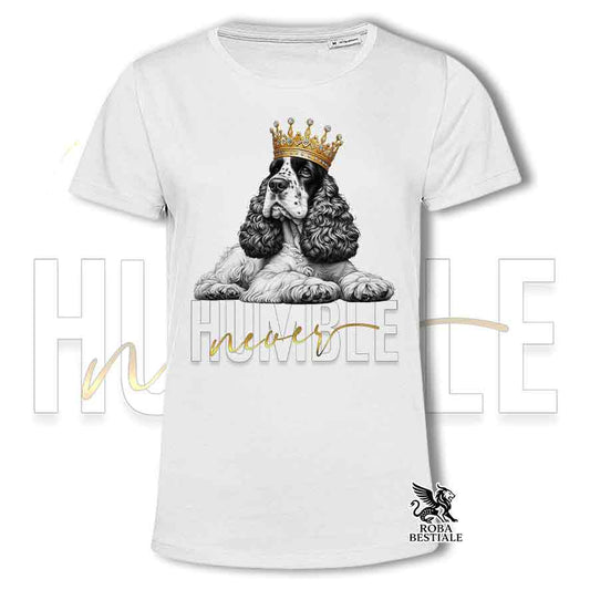 T-shirt stampata con un Cocker Spaniel Inglese, colore bianco con grafica Never Humble