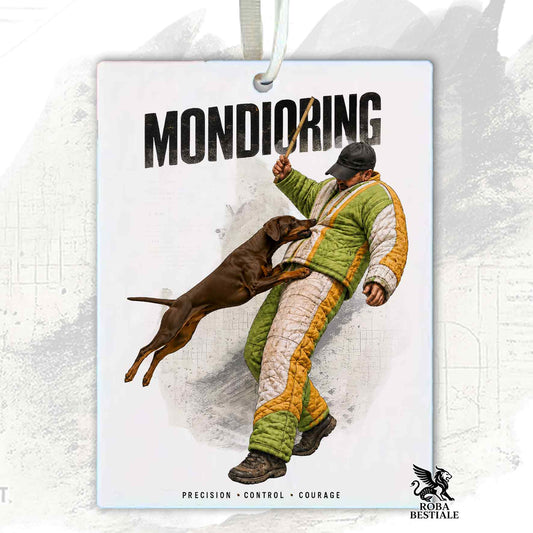Profumatore in feltro con la stampa di un Dobermann che pratica Mondioring. Grafica originale Roba Bestiale