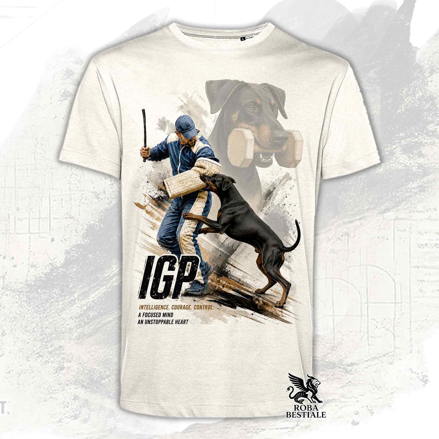 T-shirt beige stampata con un Dobermann in una grafica dedicata all'IGP, collezione Zero DIstance di Roba Bestiale