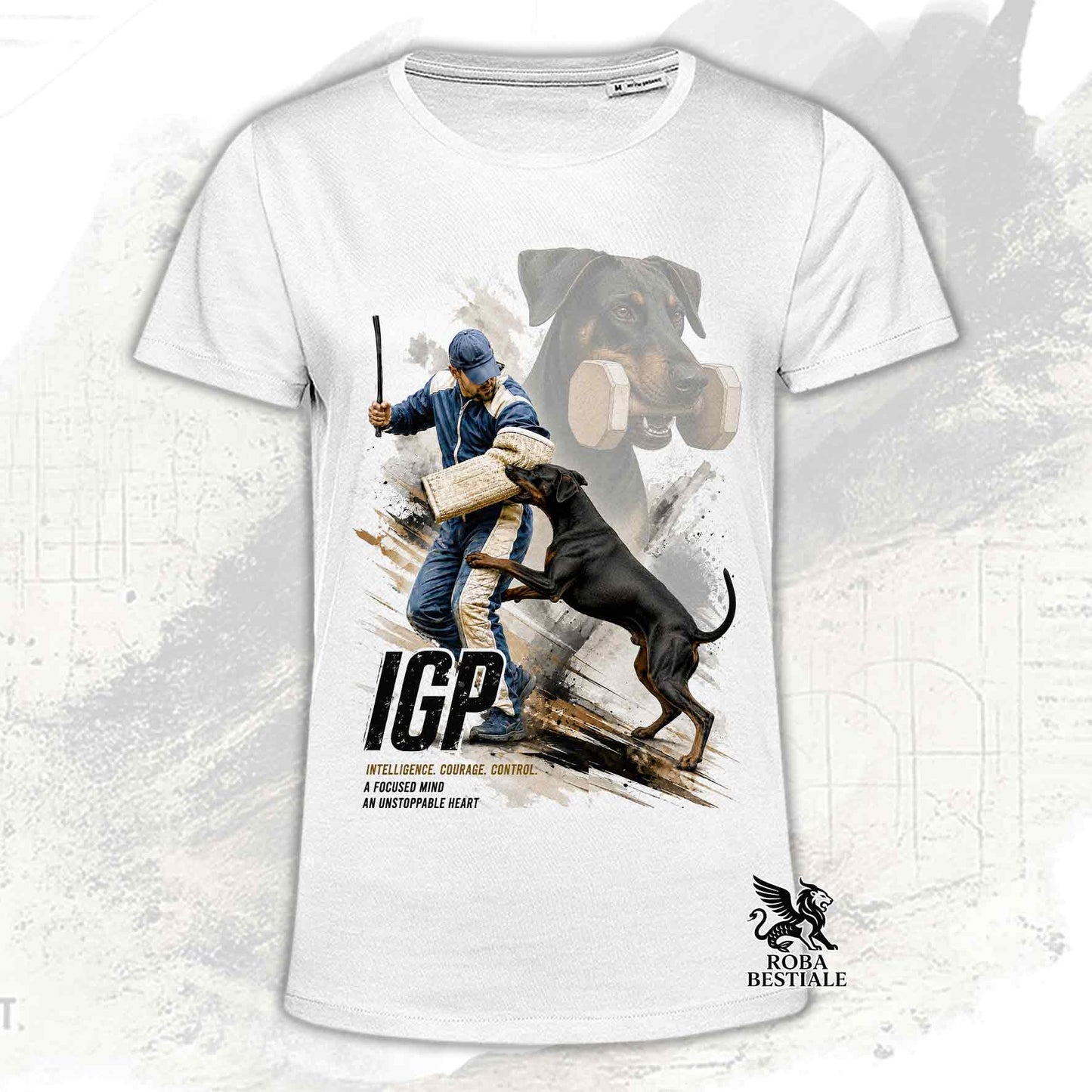 T-shirt bianca stampata con un Dobermann in una grafica dedicata all'IGP, collezione Zero DIstance di Roba Bestiale
