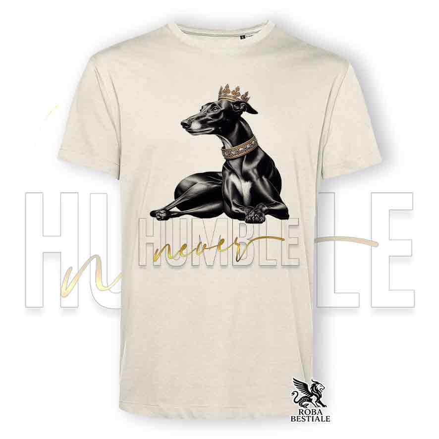 T-shirt stampata con un Greyhound, colore beige con grafica Never Humble