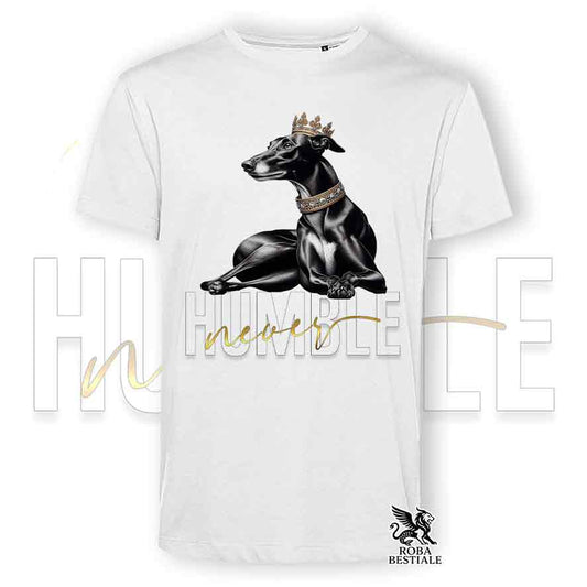 T-shirt stampata con un Greyhound, colore bianco con grafica Never Humble