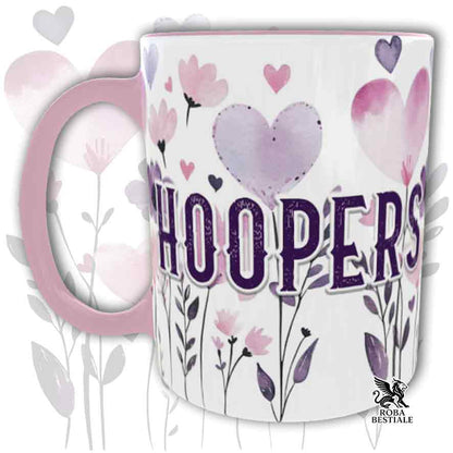 Tazza con dettagli rosa stampata con una grafica dedicata all'Hoopers, collezione Candy