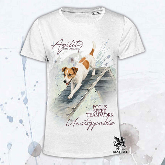 T-shirt bianca stampata con un Jack Russell Terrier che fa Agility. Grafica originale Roba Bestiale, collezione A-Frame