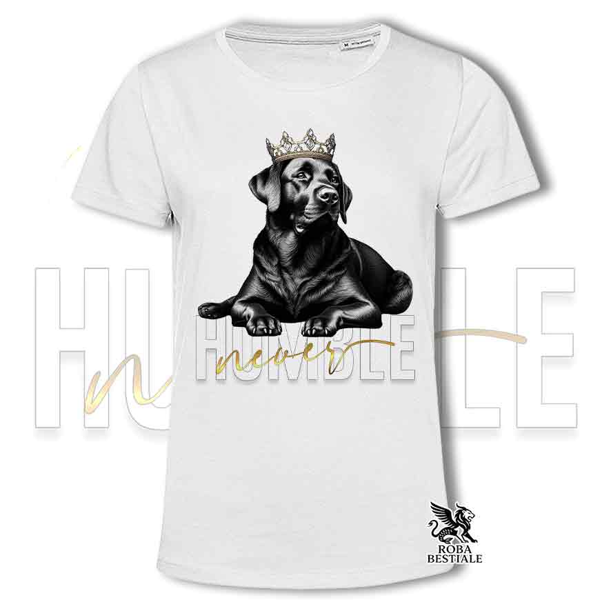 T-shirt stampata con un Labrador nero, colore bianco con grafica Never Humble