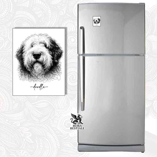 Calamita bianca stampata con un Old English Sheepdog, grafica Doodle, messa su un frigorifero