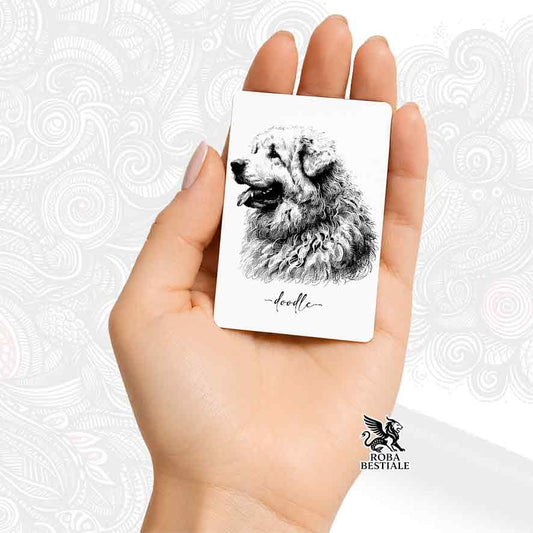 Calamita bianca stampata con un Pastore Abruzzese Maremmano, grafica Doodle