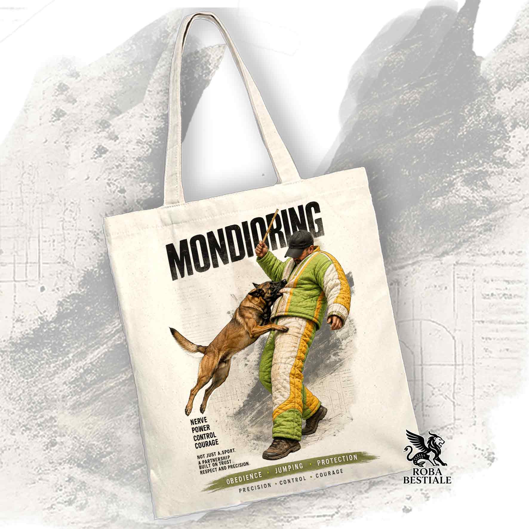 Borsa Tote beige con stampata una grafica originale di Roba Bestiale con un Pastore Belga Malinois che fa Mondioring