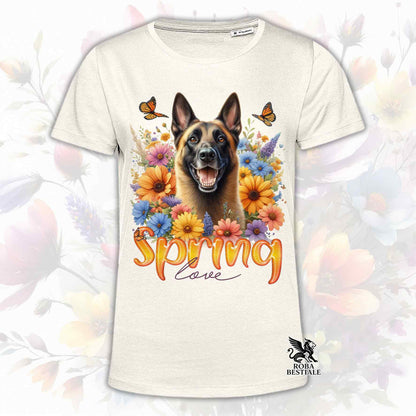 Una t-shirt beige stampata con un Pastore Belga Malinois immerso nei fiori colorati. Collezione Spring Love di Roba Bestiale