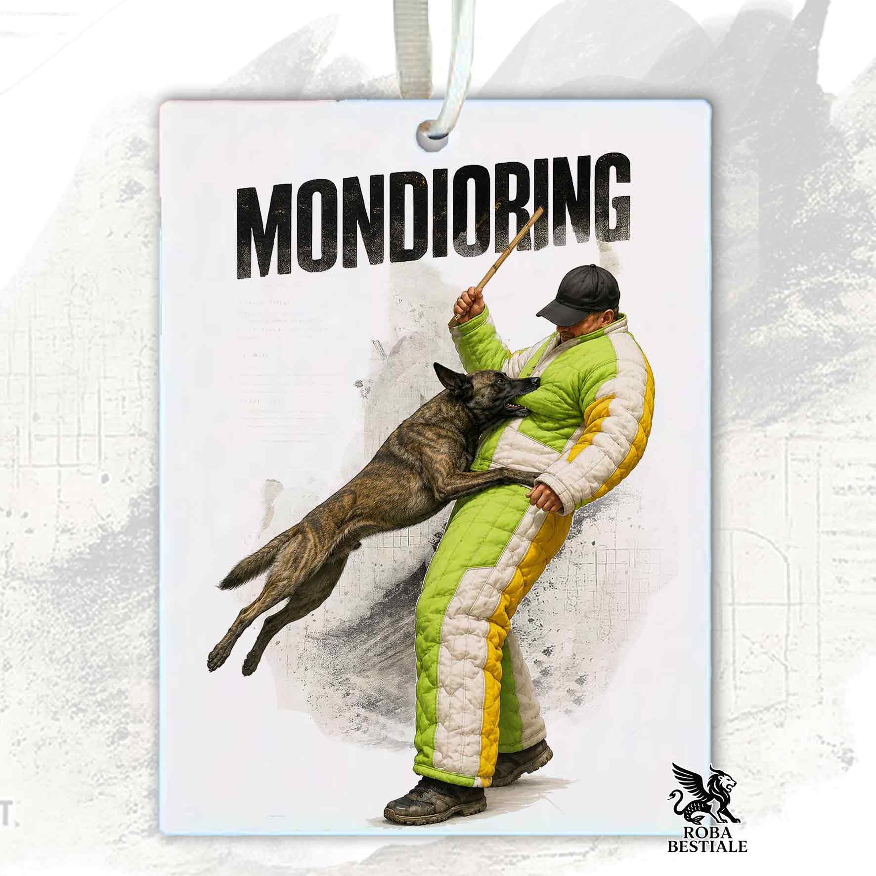 Profumatore in feltro con la stampa di un Pastore Olandese a pelo corto che pratica Mondioring. Grafica originale Roba Bestiale