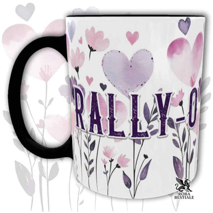 Tazza con dettagli neri stampata con una grafica dedicata alla Rally-O, collezione Candy