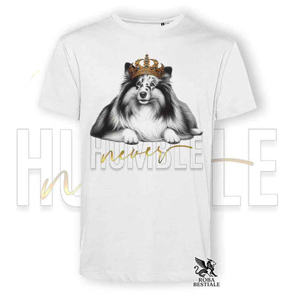 T-shirt bianca stampata con uno Shetland Sheepdog, grafica Never Humble