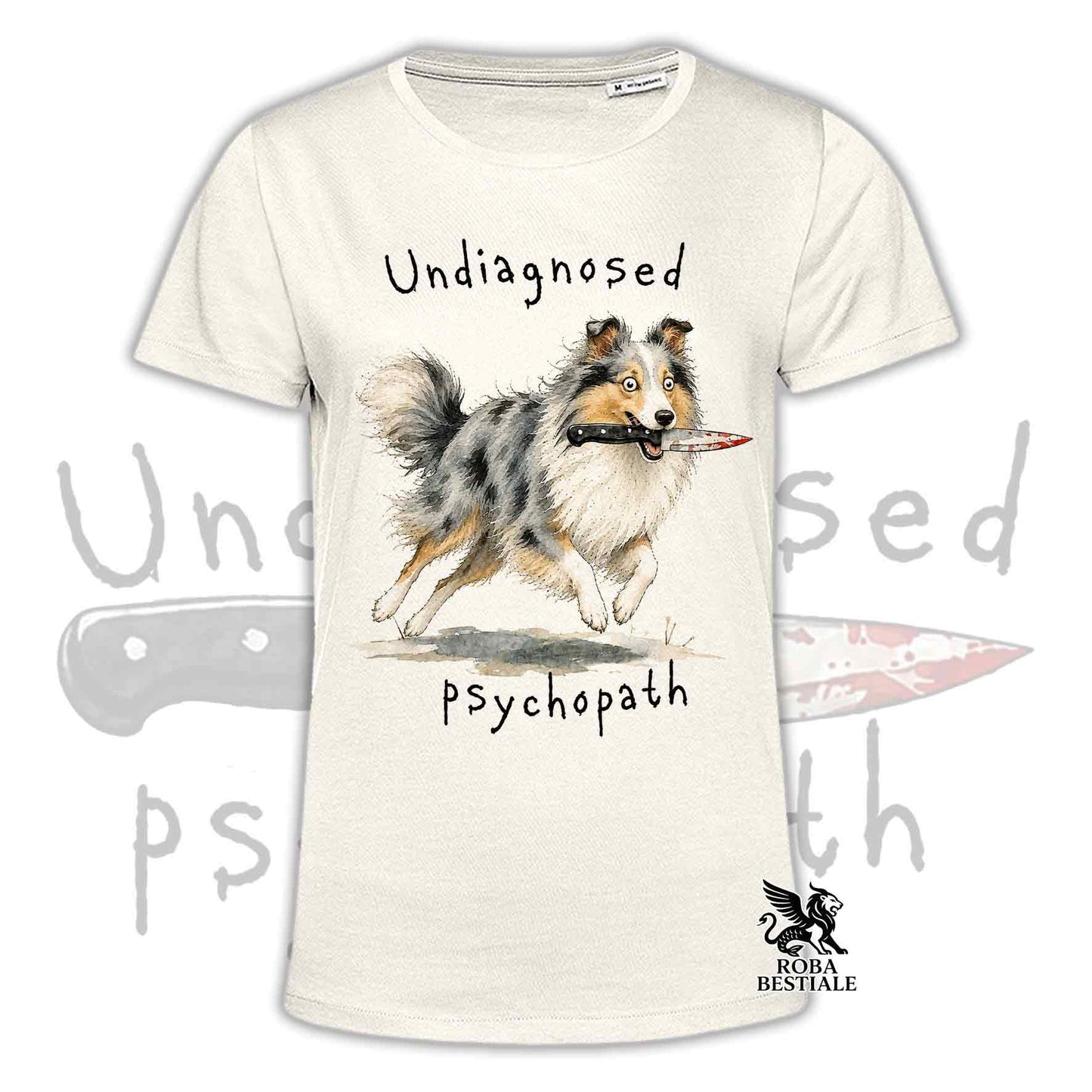 T-shirt beige stampata con uno Shetland Sheepdog che tiene un coltello tra i denti. Grafica originale Roba Bestiale, collezione Psychopath