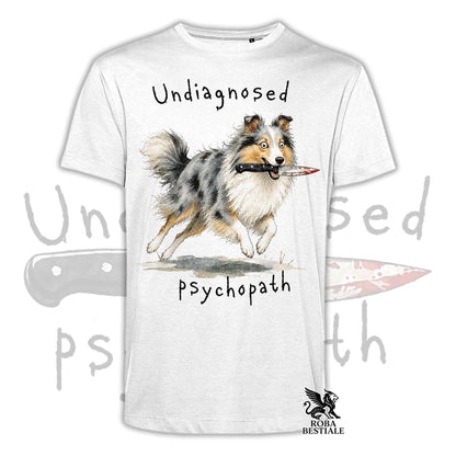 T-shirt bianca stampata con uno Shetland Sheepdog che tiene un coltello tra i denti. Grafica originale Roba Bestiale, collezione Psychopath