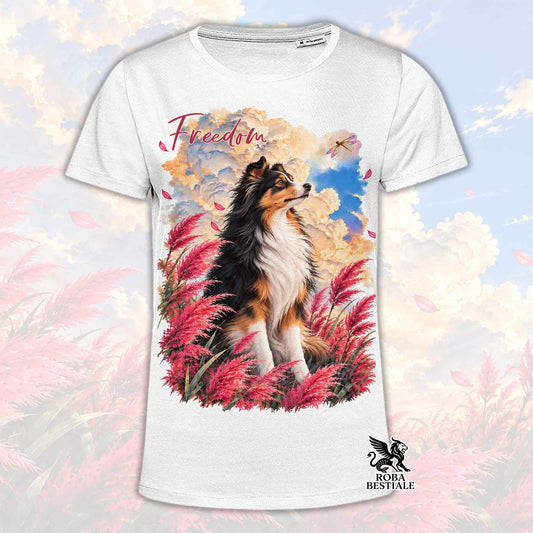 T-shirt bianca con stampa cane collie e scritta Freedom, logo ROBA BESTIALE a fondo