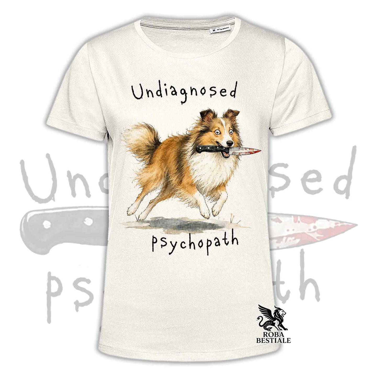 T-shirt beige stampata con uno Shetland Sheepdog che tiene un coltello tra i denti. Grafica originale Roba Bestiale, collezione Psychopath