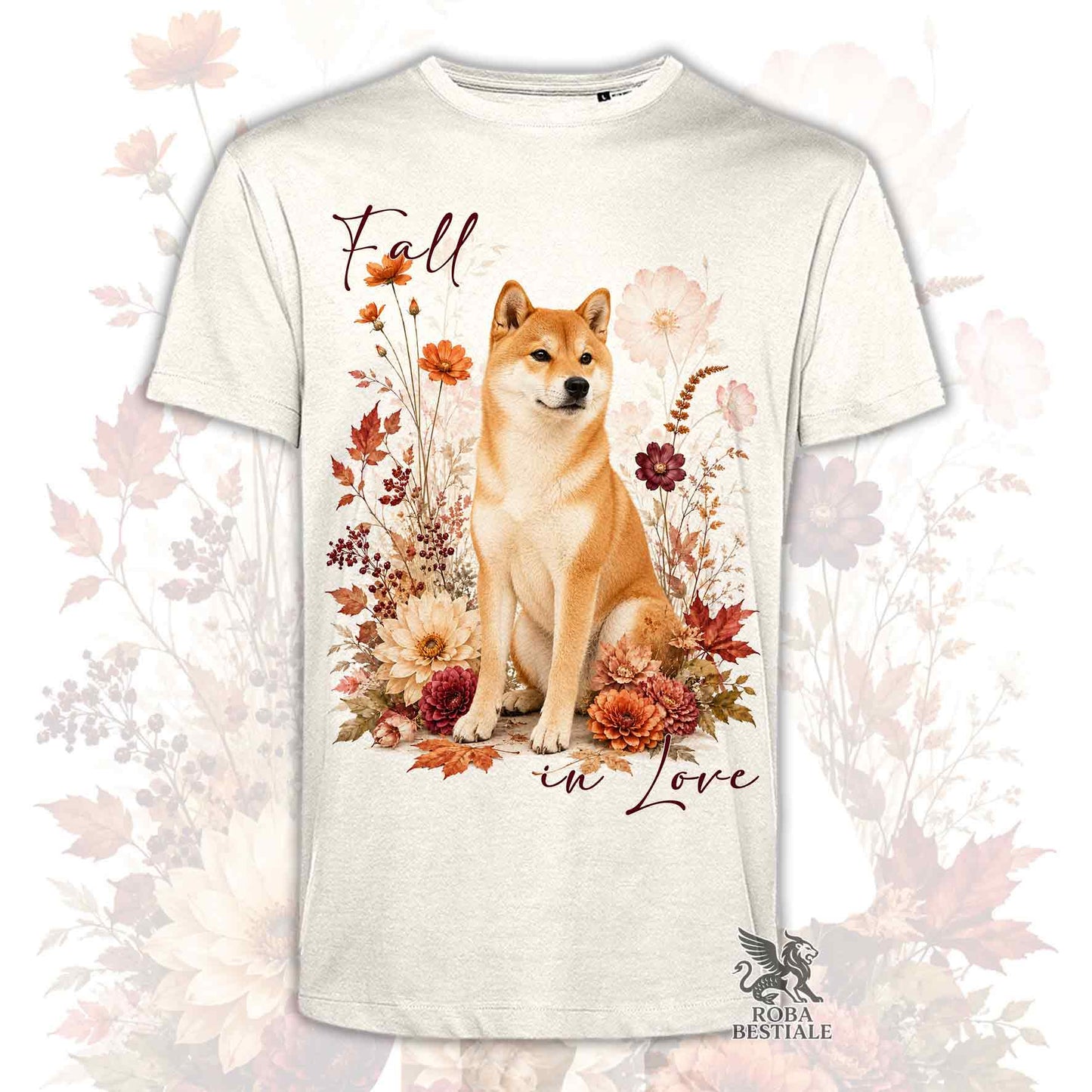 T-shirt beige stampata con uno Shiba Inu seduto in mezzo a fiori e foglie autunnali. Grafica originale Roba Bestiale, collezione Fall in Love