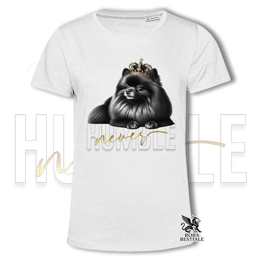 T-shirt bianca stampata con uno Spitz Tedesco Pomerania, grafica Never Humble