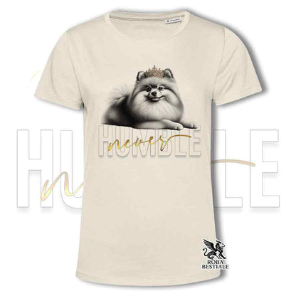 T-shirt beige stampata con uno Spitz Tedesco Pomerania, grafica Never Humble