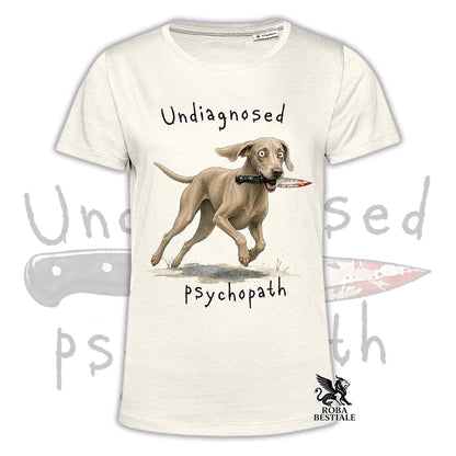 T-shirt beige stampata con un Weimaraner che tiene un coltello tra i denti. Grafica originale Roba Bestiale, collezione Psychopath
