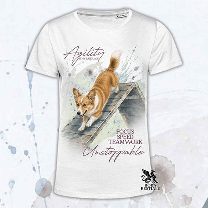 T-shirt bianca stampata con un Welsh Corgi Cardigan che fa Agility. Grafica originale Roba Bestiale, collezione A-Frame