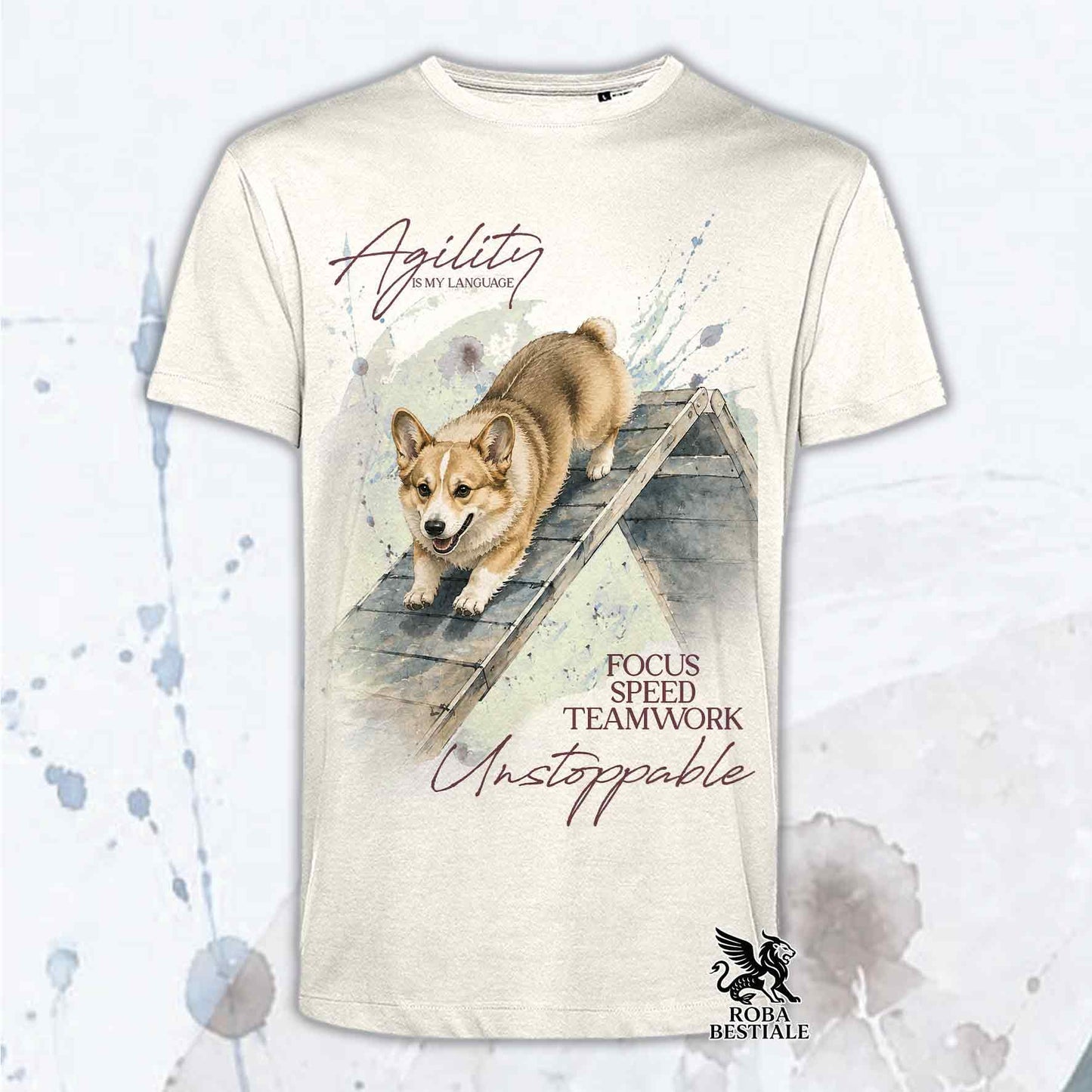T-shirt beige stampata con un Welsh Corgi Pembroke che fa Agility. Grafica originale Roba Bestiale, collezione A-Frame