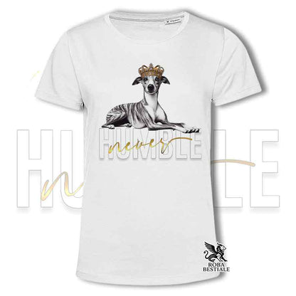 T-shirt bianca stampata con un Whippet, grafica Never Humble